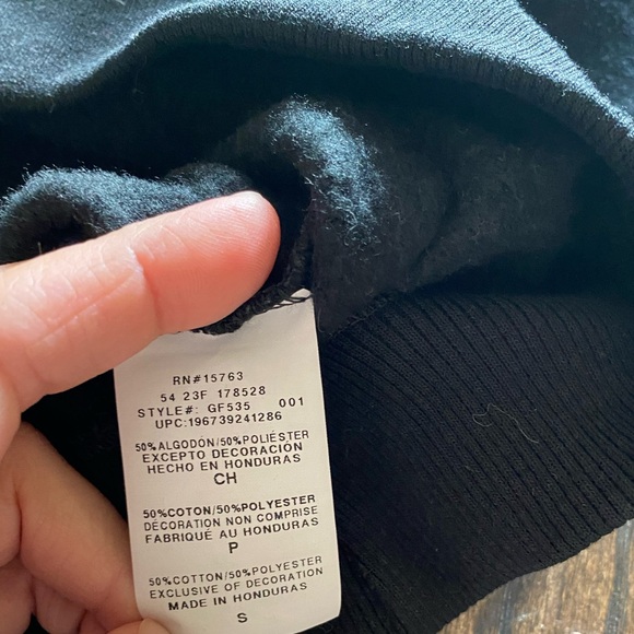 Champion Sweatshirt - Picture 12 of 14